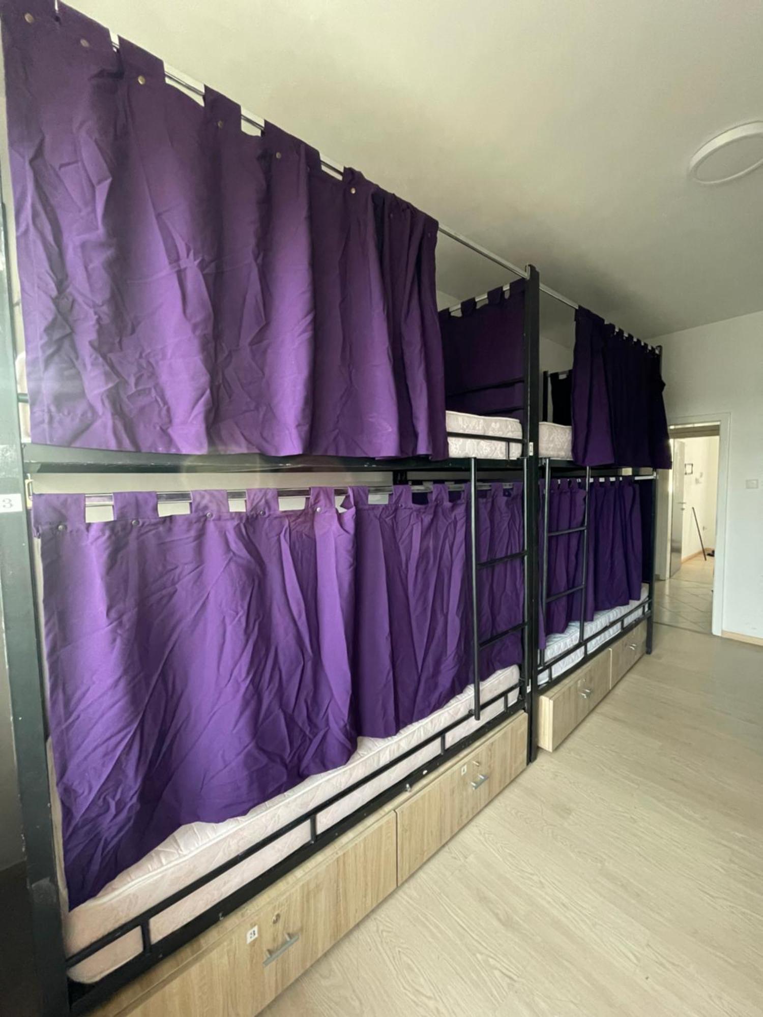 Newborn Comfort Hostel The Biggest Hostel Of Town With Best Location Prishtinë Ngoại thất bức ảnh